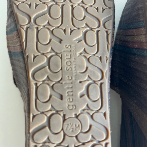 Gentle Souls Forella MulticolorStracked Upper Genuine Leather Lining Wedges - Picture 12 of 16